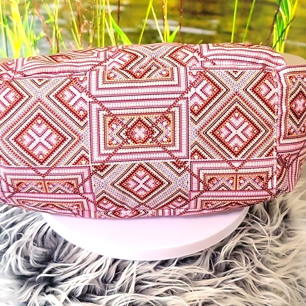 Kipling Geometric Patterned Pink and Gray Bag - Picture 6 of 9